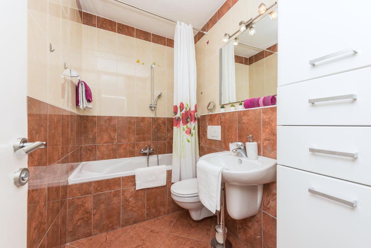 Apartman Centar Glavas Макарска Экстерьер фото